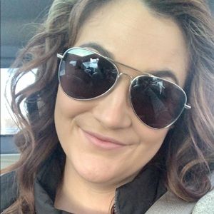 Meet your Posher, Kristin